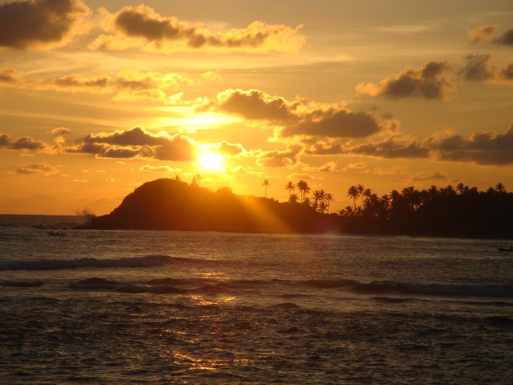 Galle Henna Beach House Unawatuna Quarto foto