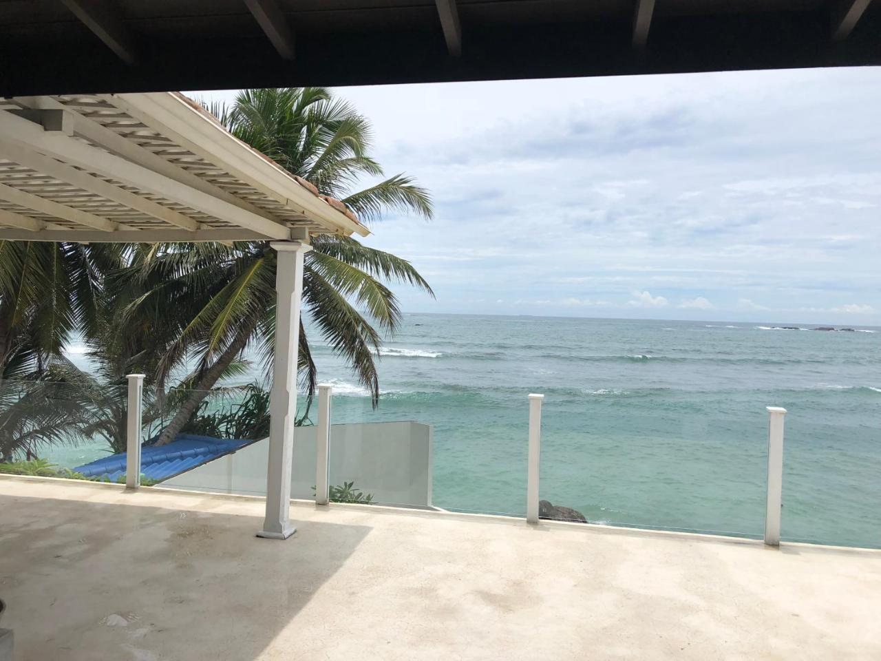 Galle Henna Beach House Unawatuna Exterior foto